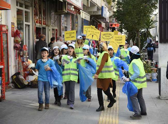 Tekkeköy’de çevre ve temizlik konusunda farkındalık hareketi