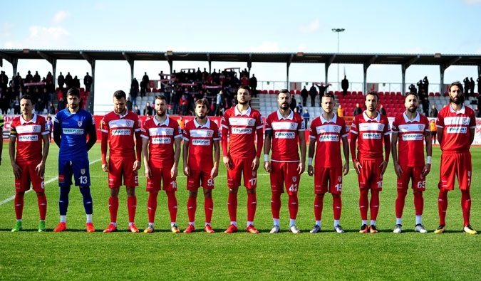 SAMSUNSPOR DA TAM 5 FUTBOLCU..