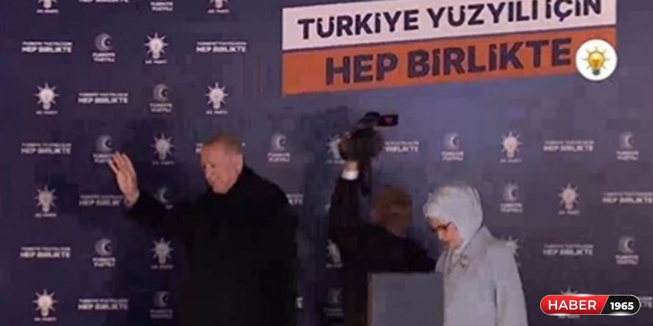 Cumhurbaşkanı Erdoğan balkon konuşmasına kaç kişi katıldı?