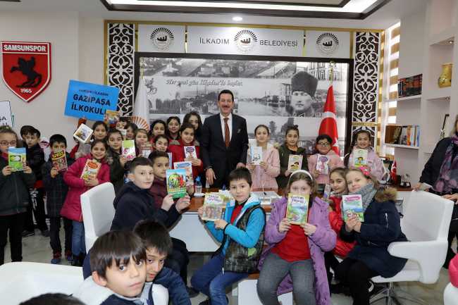 Başkan Tok’tan Okuma Seferberliği’ne Destek