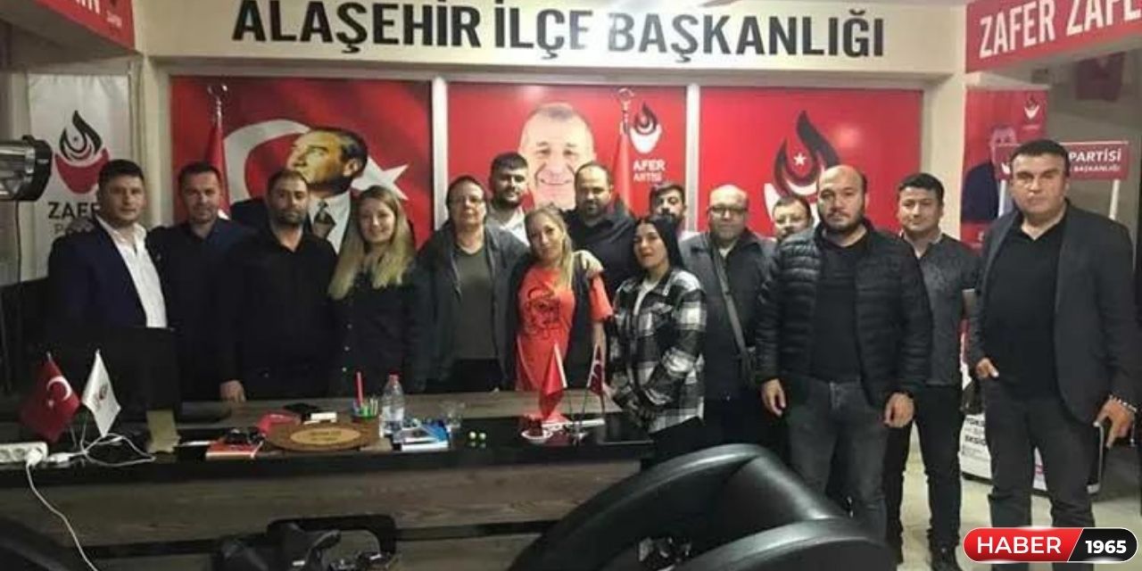 Zafer Partisi sallanıyor! 30 kişi istifa etti