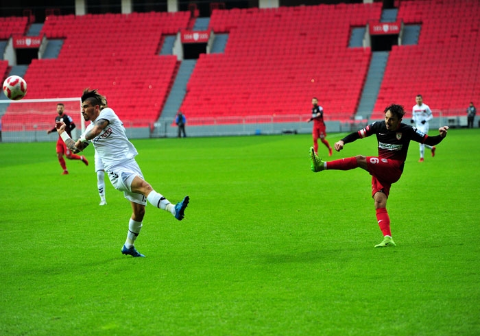 SAMSUNSPOR'DA PRİMLER ÖDENDİ