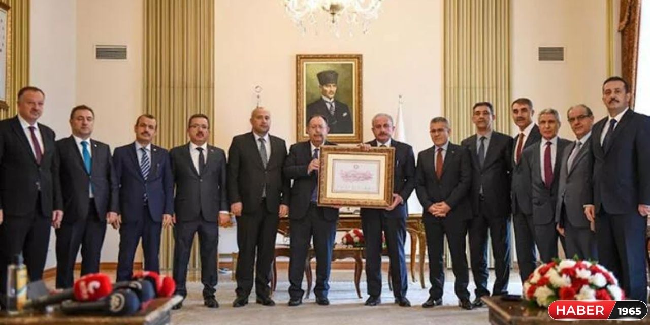 Cumhurbaşkanı Erdoğan'ın mazbatasını Şentop teslim aldı!