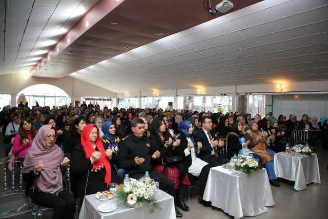 Atakum’da anlamlı buluşma Kadınlardan Zeytin Dalı'na destek