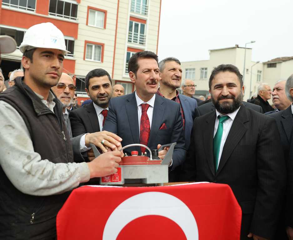 İLYASKÖY MAHALLESİ YENİ CAMİİ’NE KAVUŞUYOR