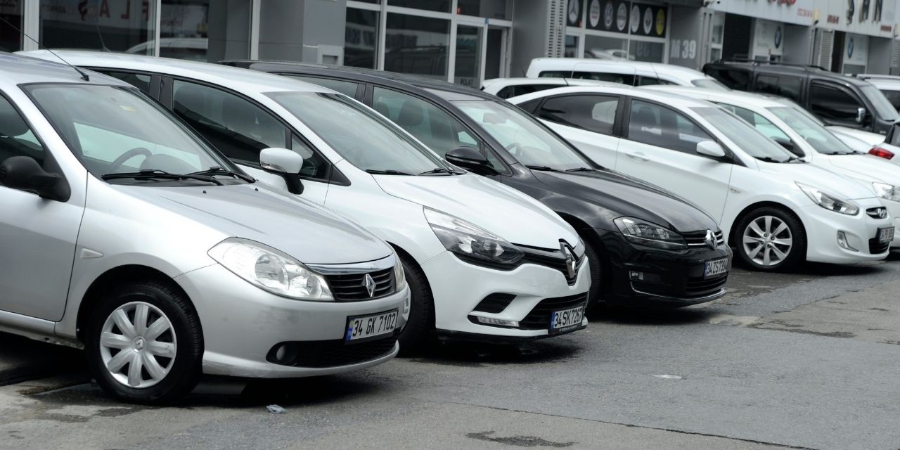 Bakanlık uygun ikinci el otomobil satışı için start verdi! Opel, Kia, Hyundai modelleri 247 bin TL'den ilana koyuldu