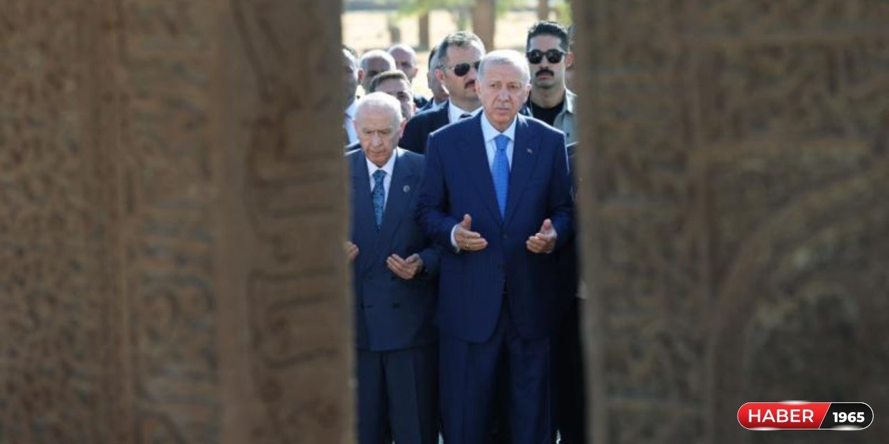 Erdoğan, Ahlat'ta bulunan Selçuklu mezarlığını ziyaret etti