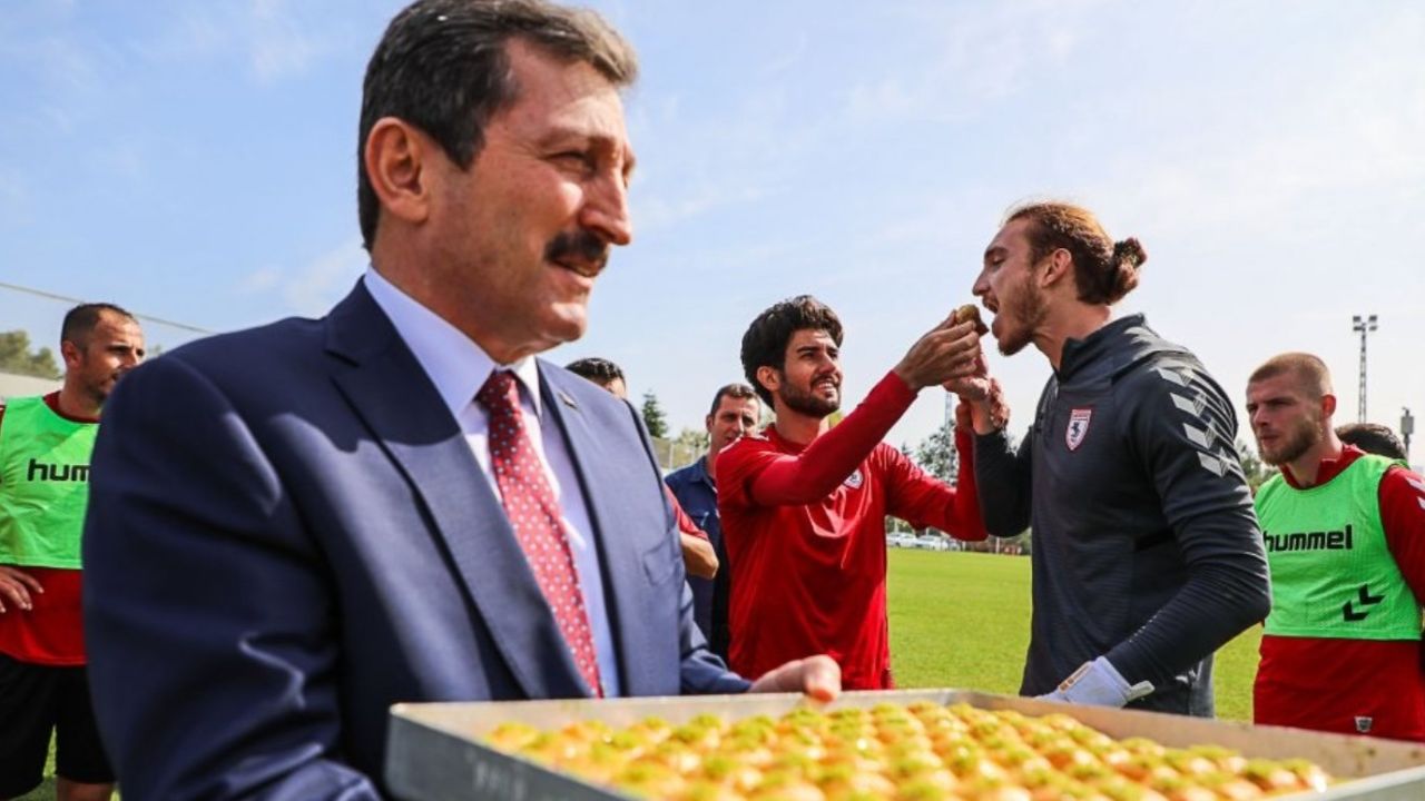 Vali Tavlı'dan Rizespor maçı öncesi Samsunspor'a 'Başarılar' ziyareti!