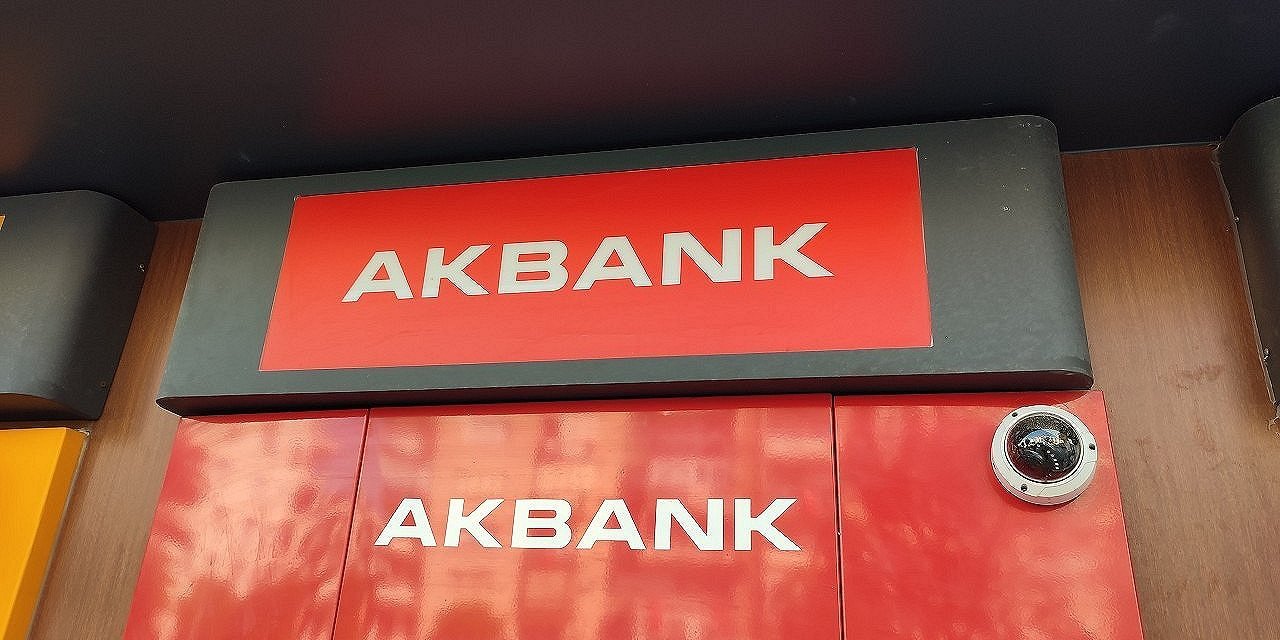 Emekli maaşlarını alanlara AKBANK üzerinden yeni kampanya başladı!