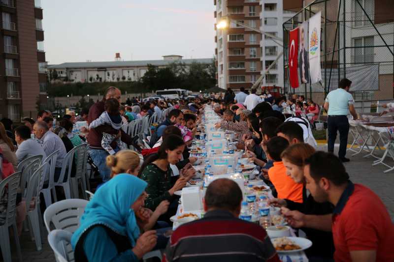 Atakum’da iftar buluşmalarına yoğun ilgi