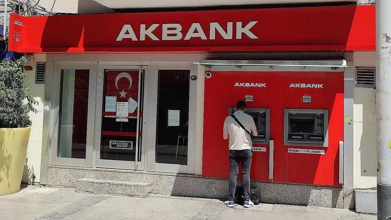 Akbank sabah açıkladı: Hızlı kredi kampanyası başladı!