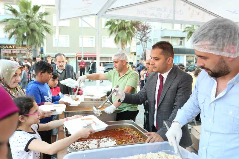 Canik'te huzur içerisinde bir ramazan yaşanıyor