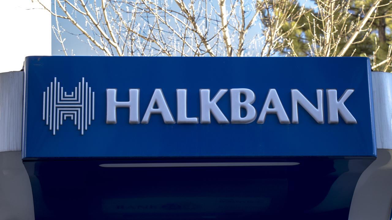 Halkbank 100.000 TL'ye kadar ihtiyaç kredisi verecek! Şartlar belli oldu!