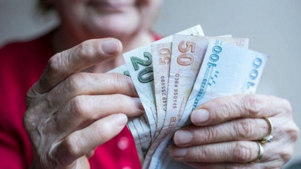 Emeklilere Özel Kredi Fırsatı! Devlet Desteğiyle 30.000 TL'ye Kadar Düşük Faizli Kredi İmkanları