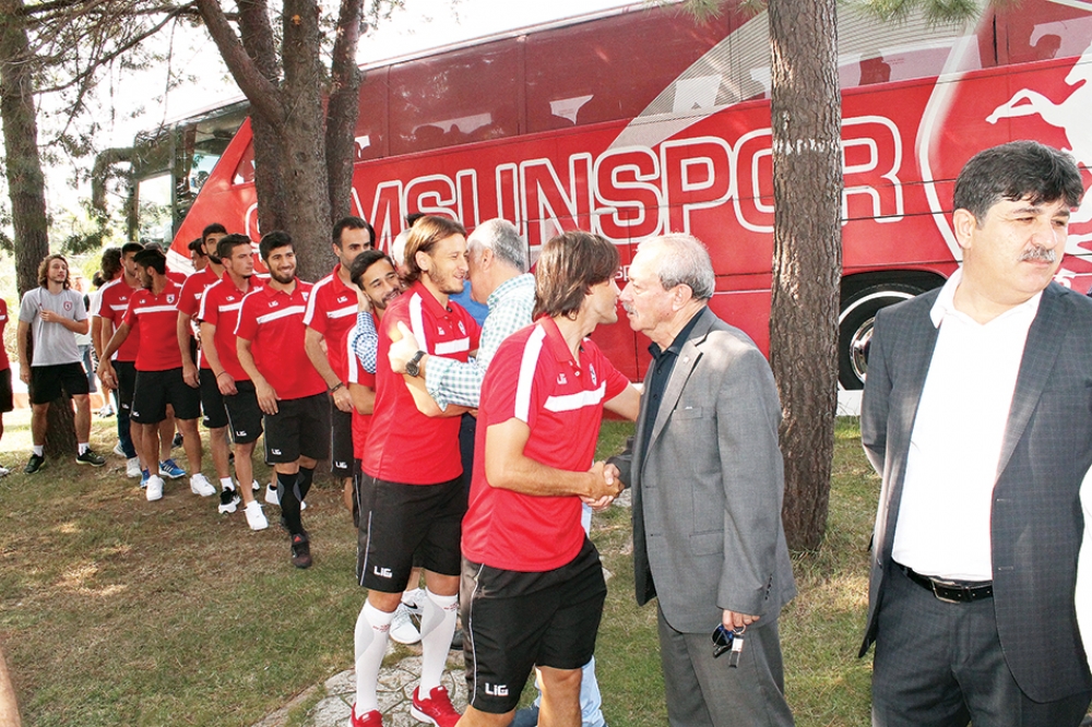 SAMSUNSPOR'DA BAYRAMLAŞMA GÜNÜ