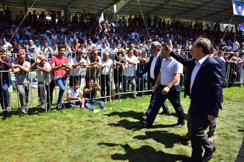 ŞAHİN: SPOR AŞKINI YAŞATMAYA DEVAM EDECEĞİZ