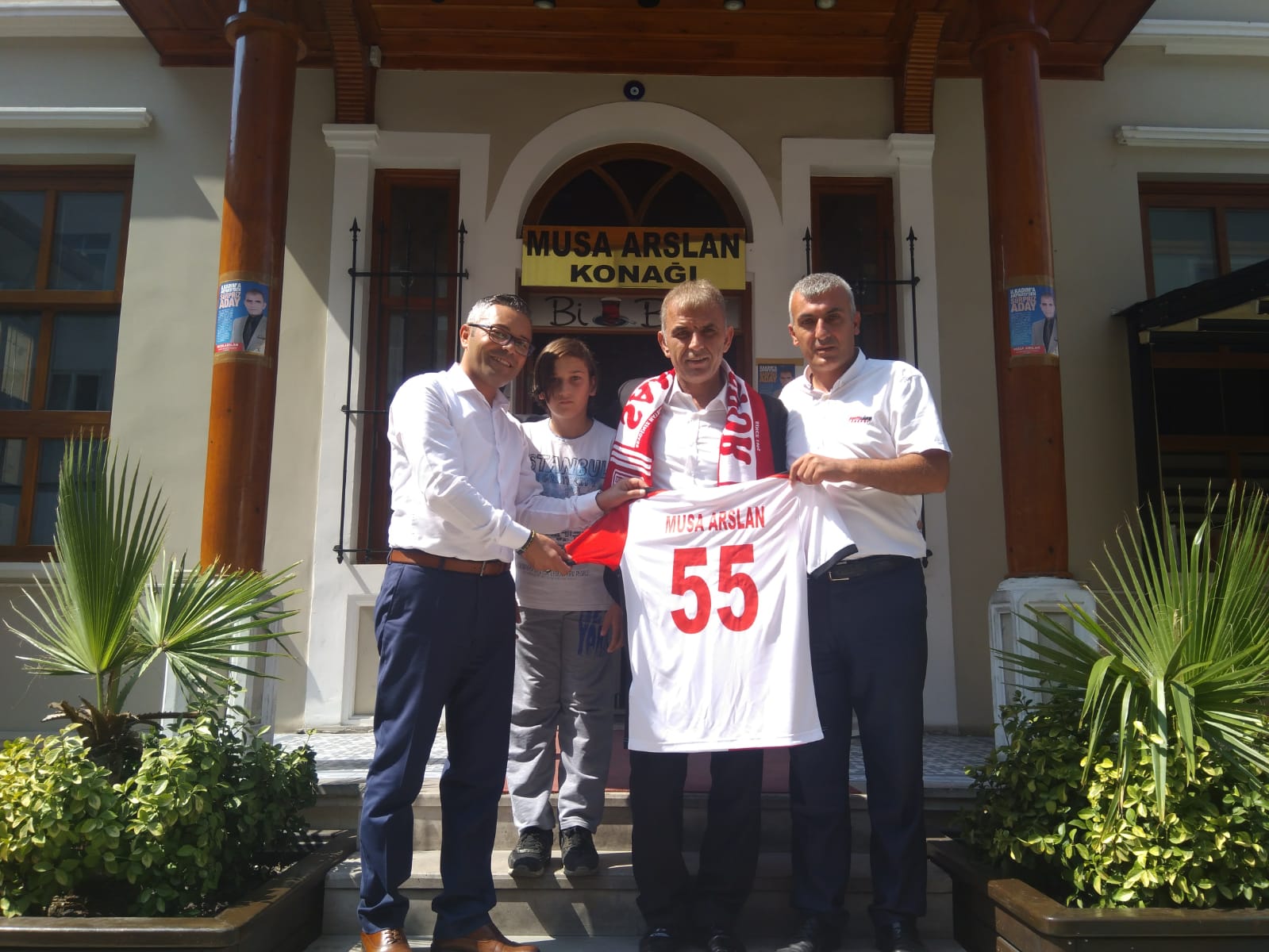 ADAY ARSLAN'DAN SAMSUNSPOR TARAFTARINA JEST