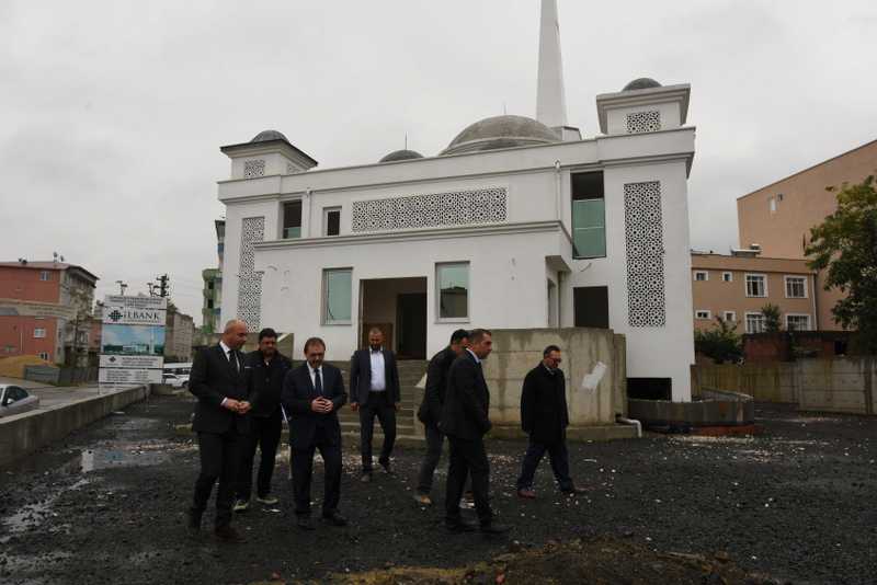 Şahin ve Togar Cami İnşaatında İncelemelerde Bulundu