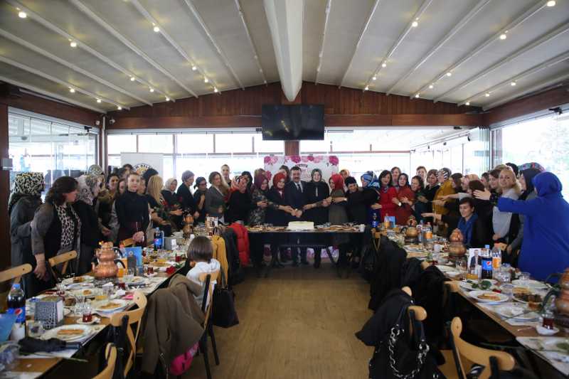 Başkan Taşçı, Öğretmenler Gününü kutladı “Öğretmenler bizim için çok kıymetli”