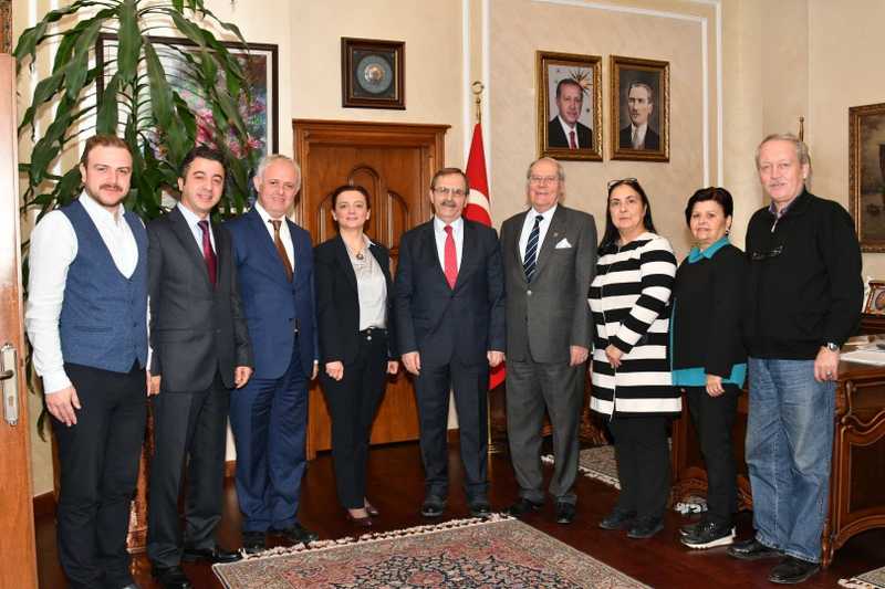 Rumeli Dernekler Federasyonu'ndan Zihni Şahin'e teşekkür