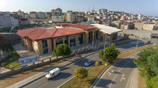 “Rekor yatırımlarla geleceğe emin adımlarla ilerliyoruz”