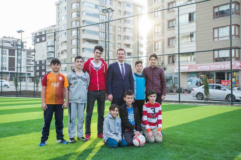 İLKADIMLI GENÇLER EĞİTİM, KÜLTÜR VE SPORLA GELECEĞE HAZIRLANIYOR