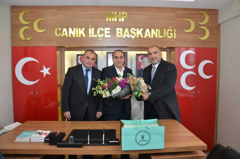 İbrahim Sandıkçı'dan MHP'ye ziyaret