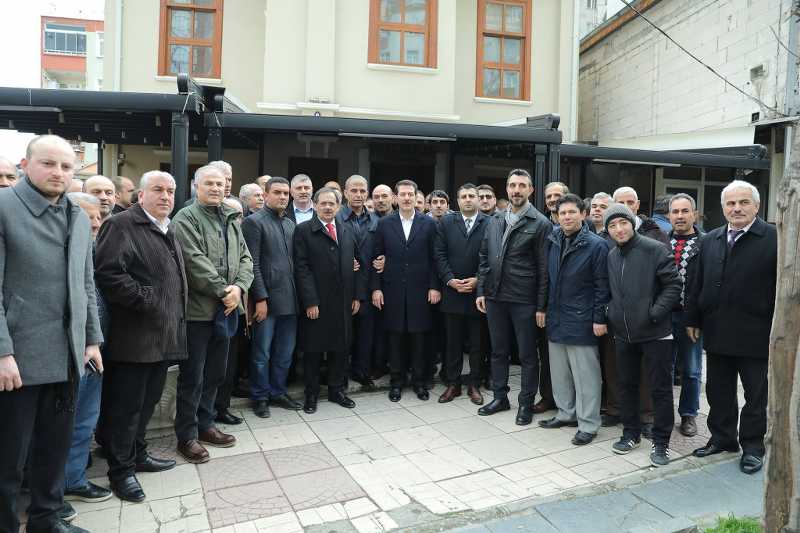 TOK VE DEMİRDEN YATIRIMLARA HÜKÜMET DESTEĞİ MESAJI