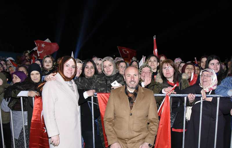 TEKKEKÖY CUMHURBAŞKANINA OLAN SEVGİSİNİ BİR KEZ DAHA GÖSTERDİ