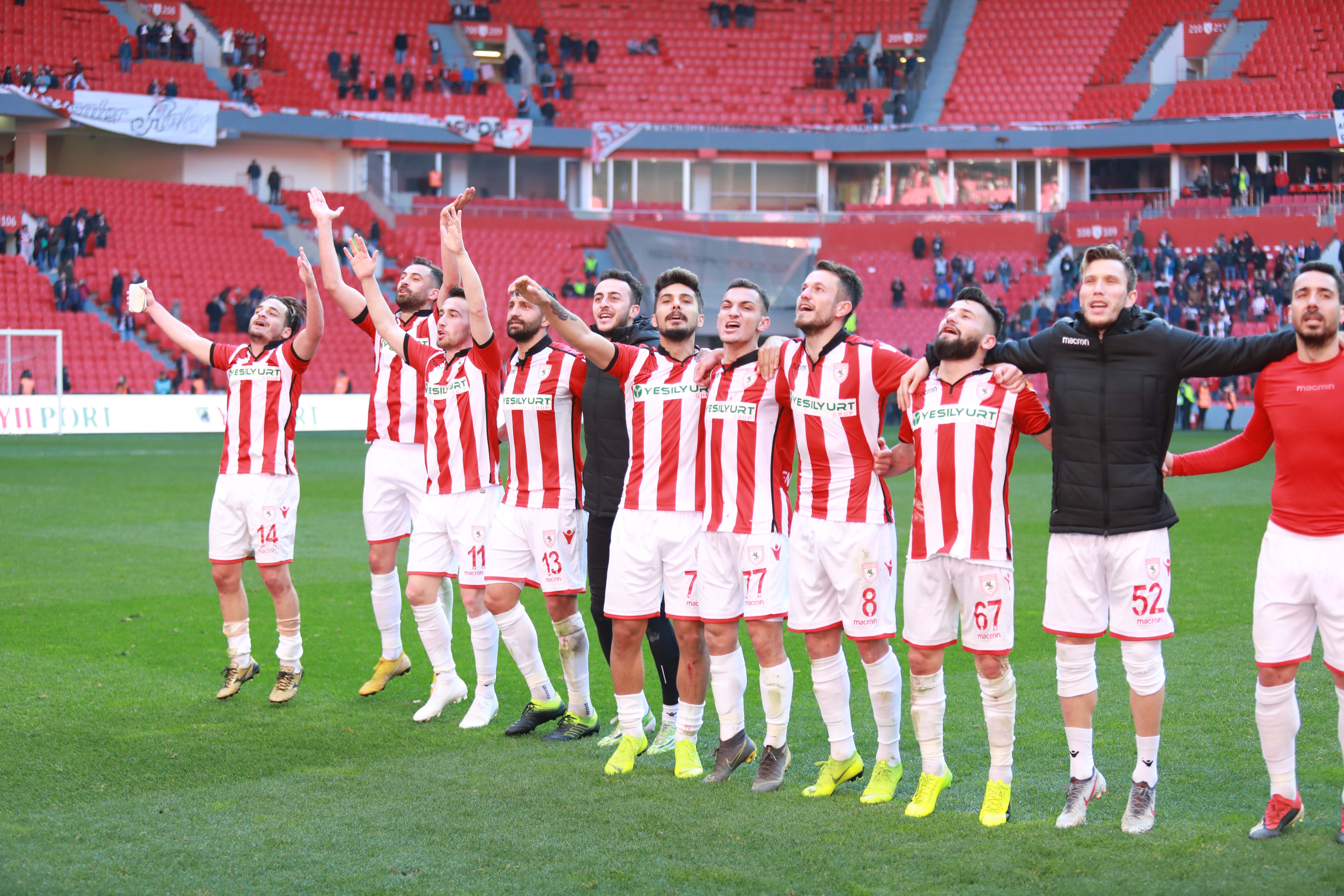 O FUTBOLCU MAÇIN GİZLİ KAHRAMANI OLDU