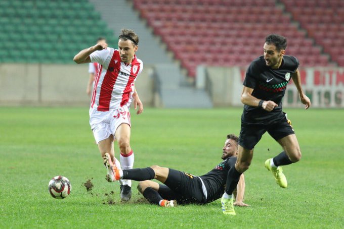 SAMSUNSPOR İNANILMAZ GOLLER KAÇIRDI