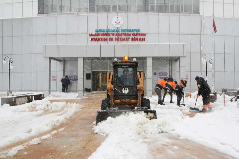 Atakum'da kar yağışı seferberliği