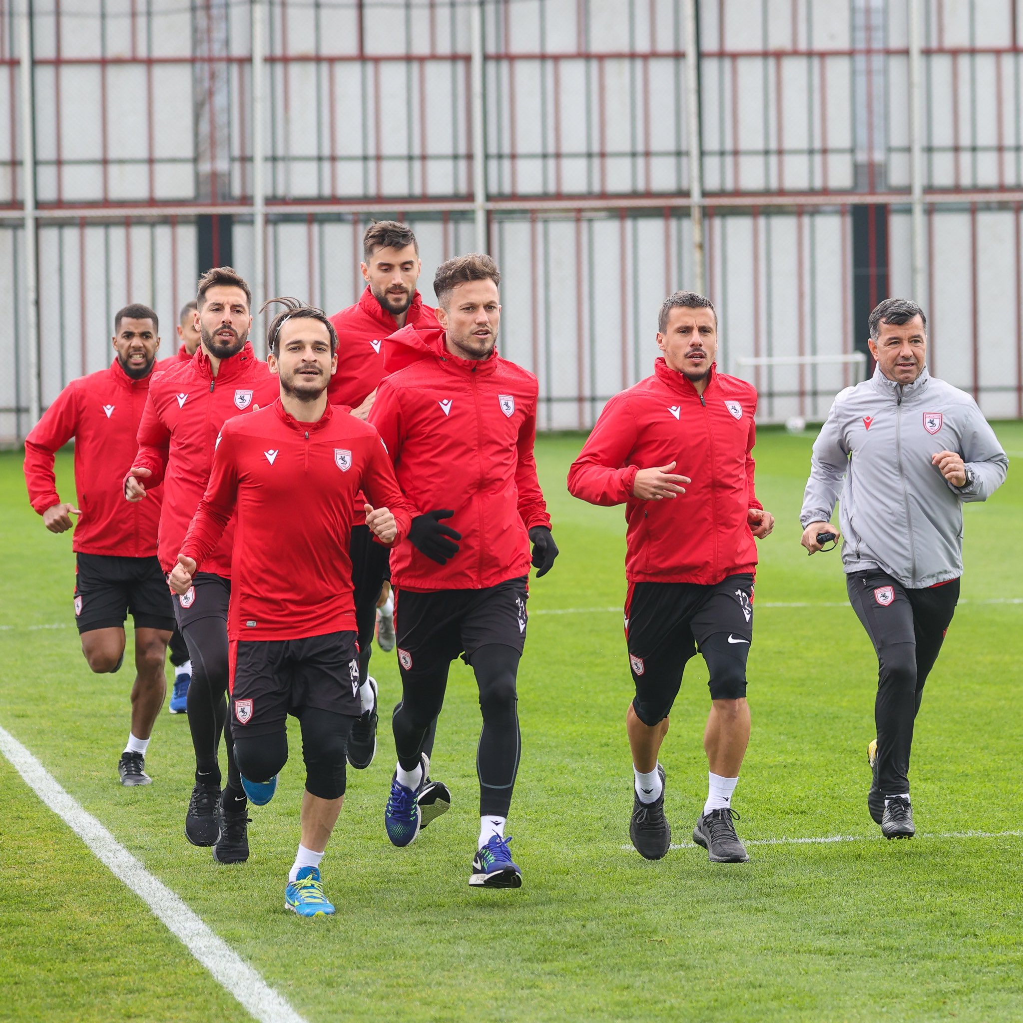 Samsunspor’da Gökhan Alsan ve Nadir Çiftçi Gelişmesi