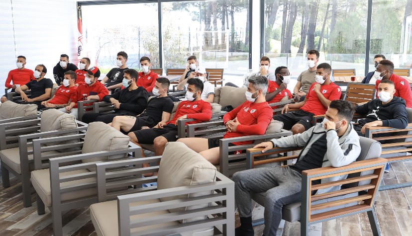 Samsunspor’lu Futbolculara Psikolojik Performans Desteği