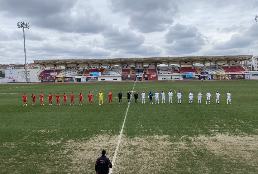 Samsunspor-Tuzlaspor Maçı Bu Sahada Oynanacak !