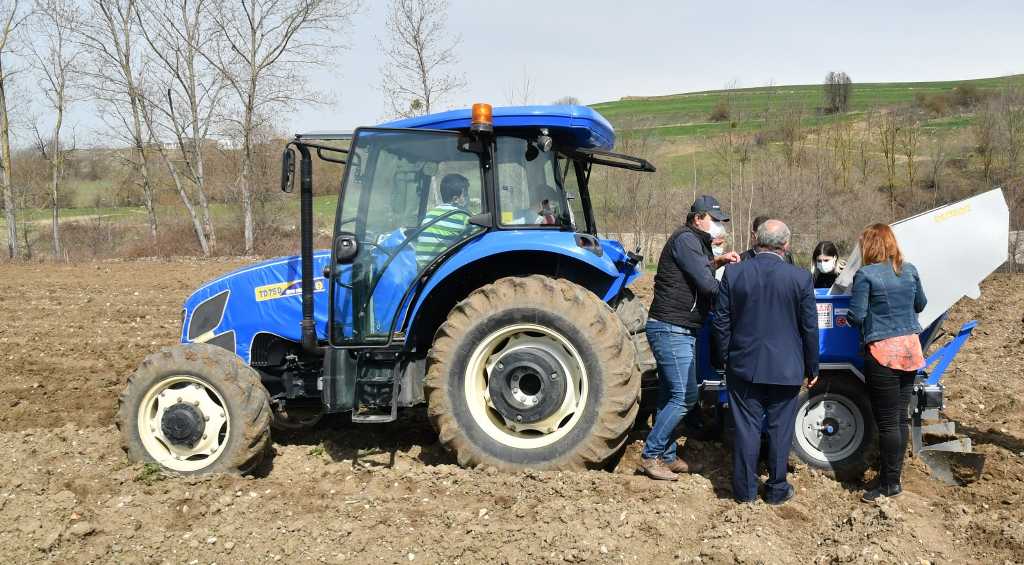 Samsun Büyükşehir’den üreticiye destek