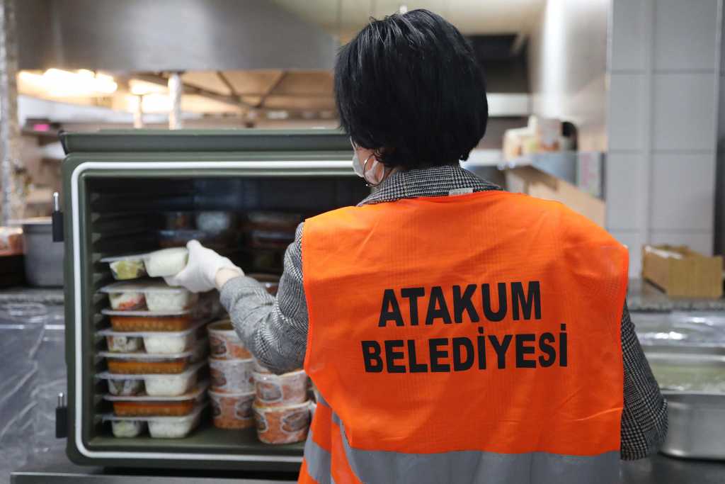 Atakum Belediyesi’nden sıcak aş desteği