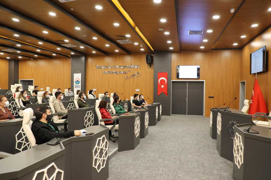 İlkadım personeline eğitim semineri