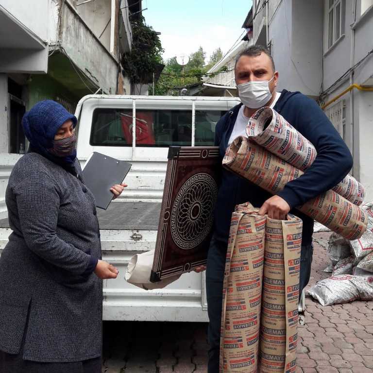 YAKLAŞAN SOĞUK KIŞ GÜNLERİNDE YÜREKLERİ ISITAN SOBA YARDIMI