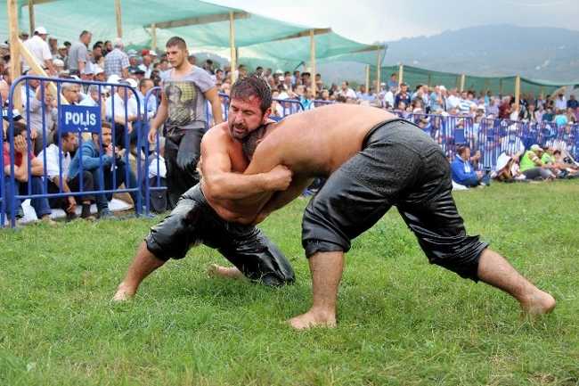 Tekkeköy'de Yağlı Güreşler başlıyor