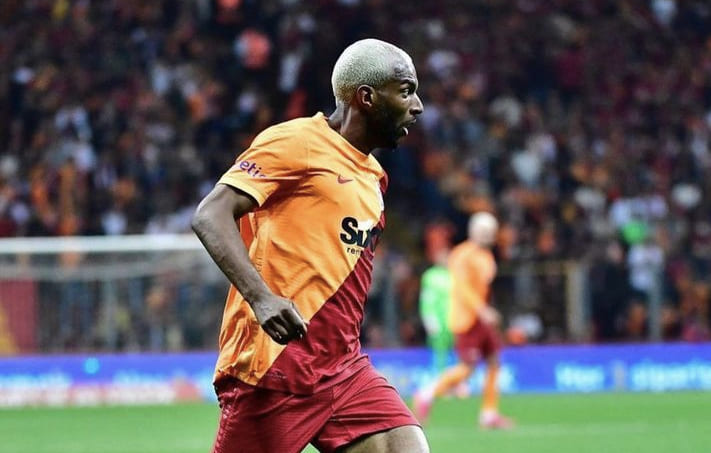 Ryan Babel 1.lige Transfer Oluyor