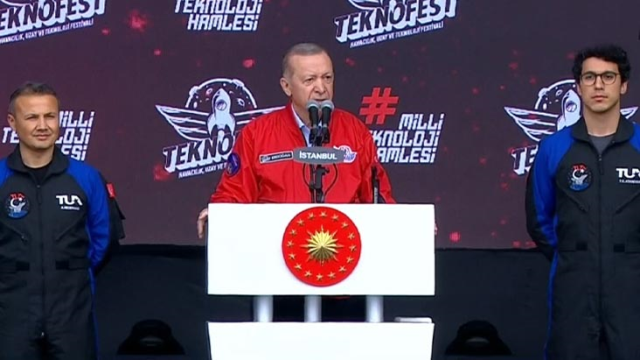 cumhurbaskani-erdogan-3-gun-sonra-yeniden-15838151-2636-m.jpg