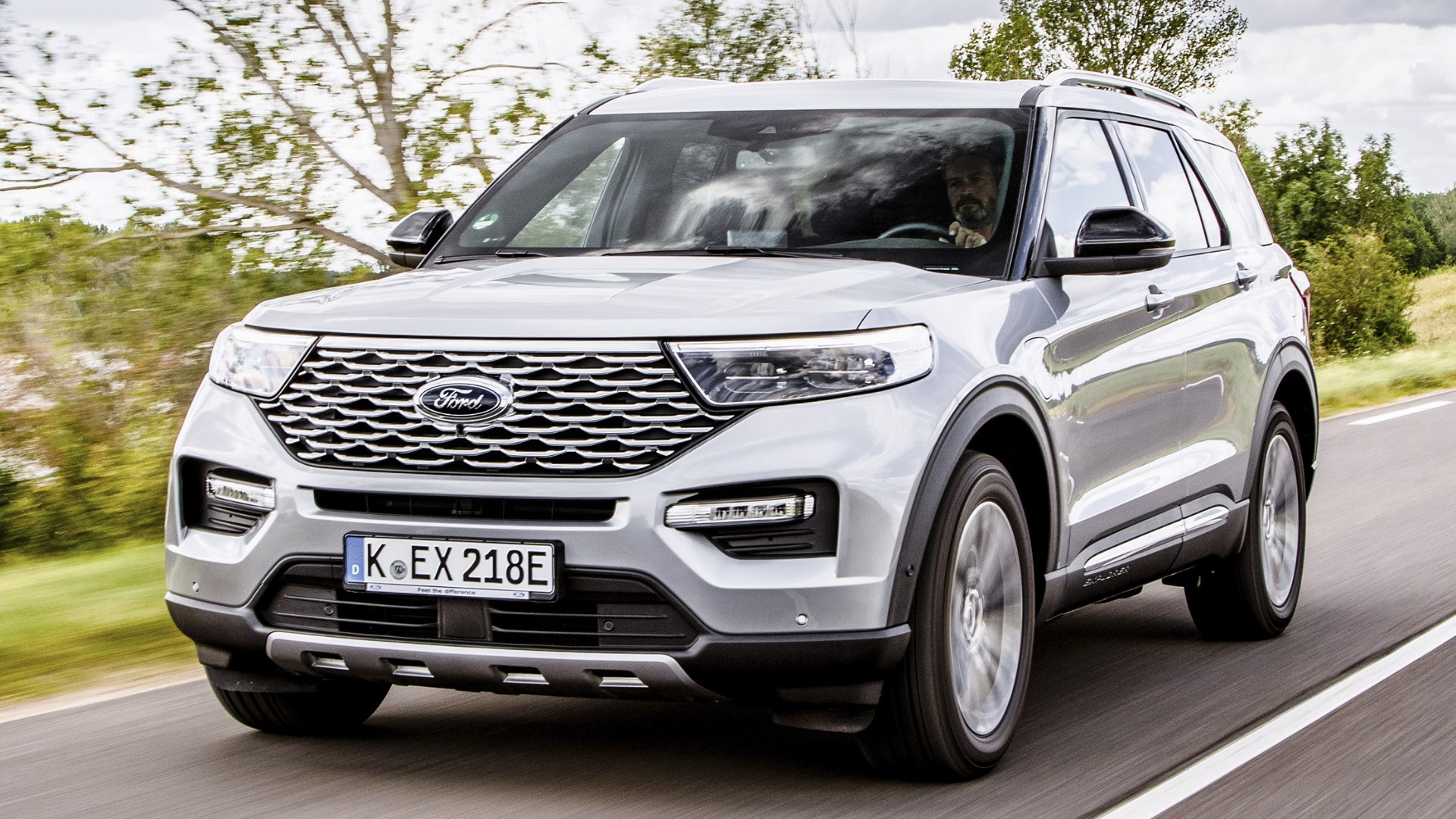 yeni-ford-explorer-tanitildi-11-large.jpg