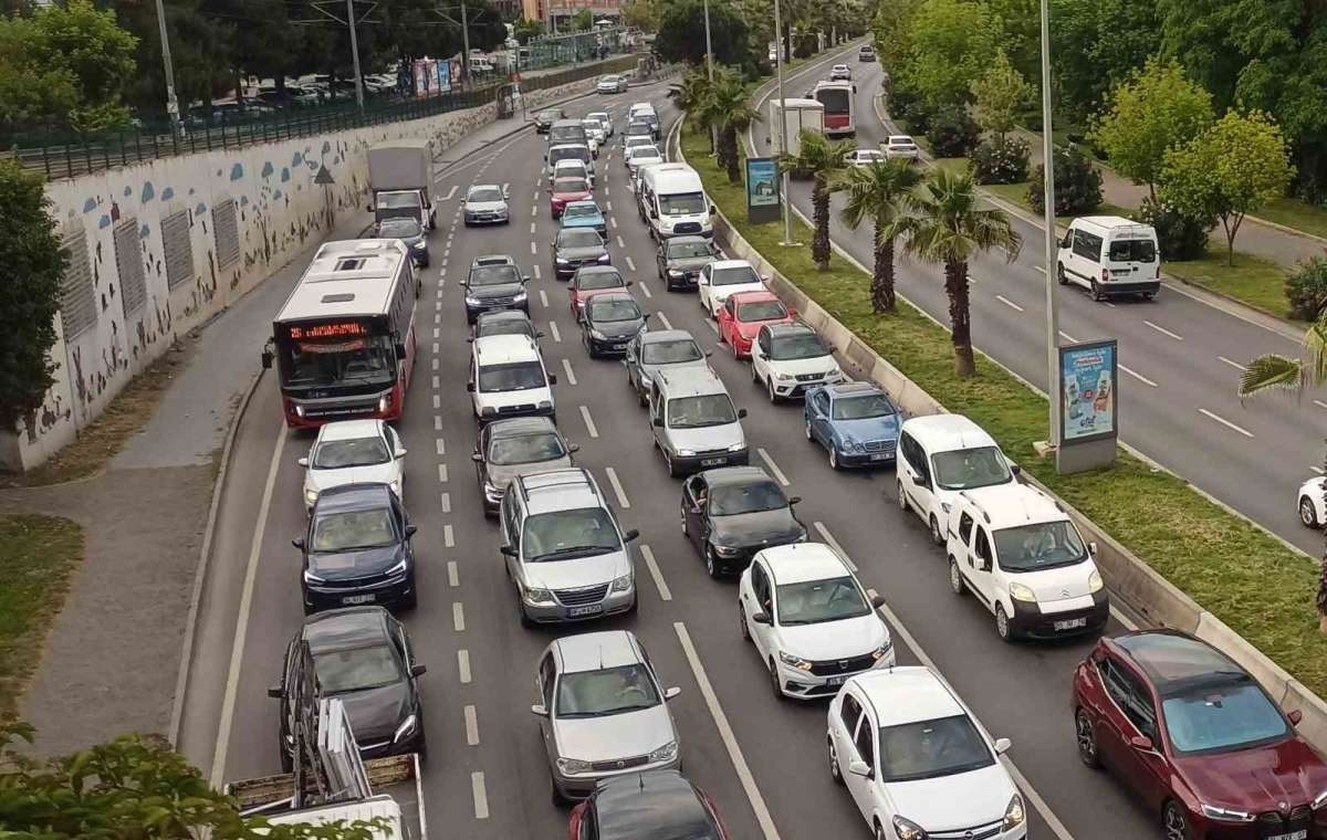 Samsun'da araç sayılarında görülmemiş artış