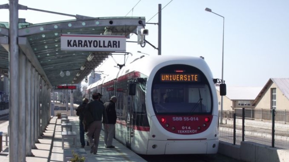 Samsunsporlu taraftarlara ücretsiz tramvay hizmeti kaldırıldı