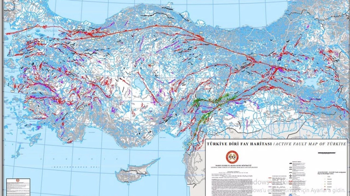 Diri fay hatları haritası