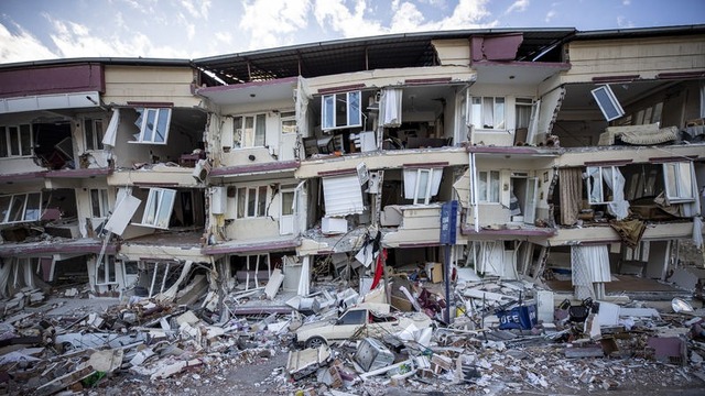 deprem-profesorleri-il-il-uyardi-resmen-tehlikenin-icindeyiz-o-illerde-deprem-bekleniyor-tehlike-kapida.jpg